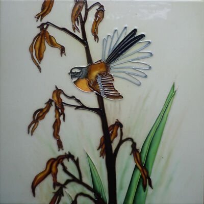 Lovely Hand Painted Ceramic Decorative Art Wall Hanging Tiles for Home Decoration