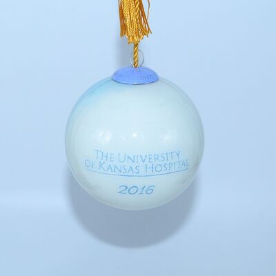 Customized Hand Painted Christmas Tree Decoration Glass Ball with Size and Logo Custom for Party Personalized Glass Ornament