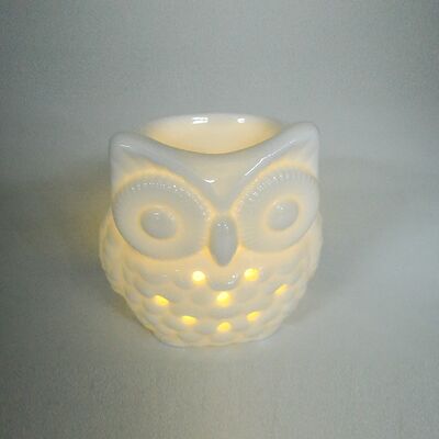 Animal-shaped White Ceramic Scented Candle with Essential Oils, a Tabletop Ornament for Enhancing Indoor Ambience
