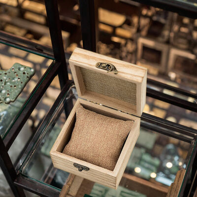 Factory Sale Walnut & Maple Wooden Watch Box Supports Customization of All Types Wooden  for Gift