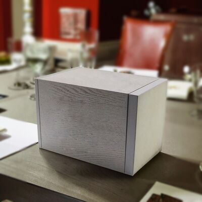 Multifunctional Premium Wooden Bespoke Wine Box Suitable for Gifting and Storage