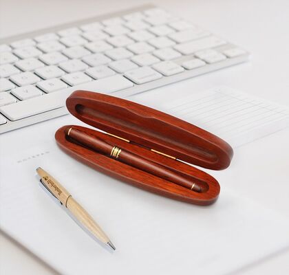 New Oval-shaped Premium Walnut Custom-made Single-pen case for Commemorative Gifts