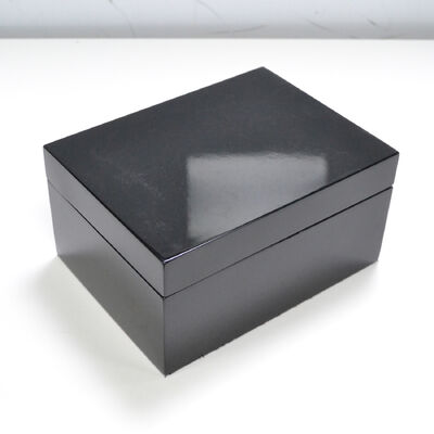 High Gloss High Lacquered  High End Wooden Storage Tea Box