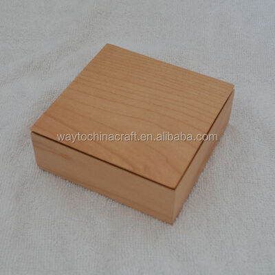 Handmade Customized Single Wooden Coin Box in Timber Varnishing Handling
