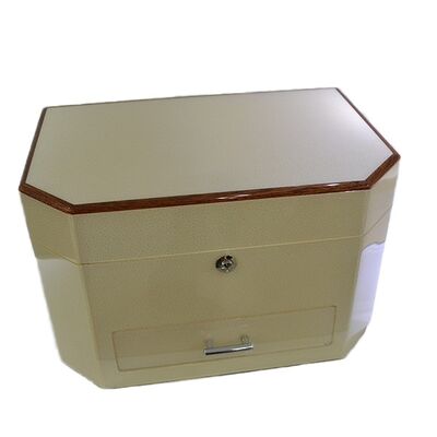 Fine High Gloss Wooden Jewellery Box
