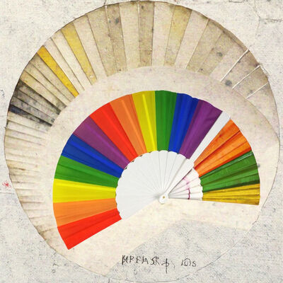 Custom 23cm Spanish Bamboo Folding Fan for Wedding Party Painted Music Style with Custom Colors and Patterns